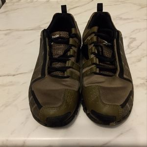 REEBOK Zig Tech Men's size 7